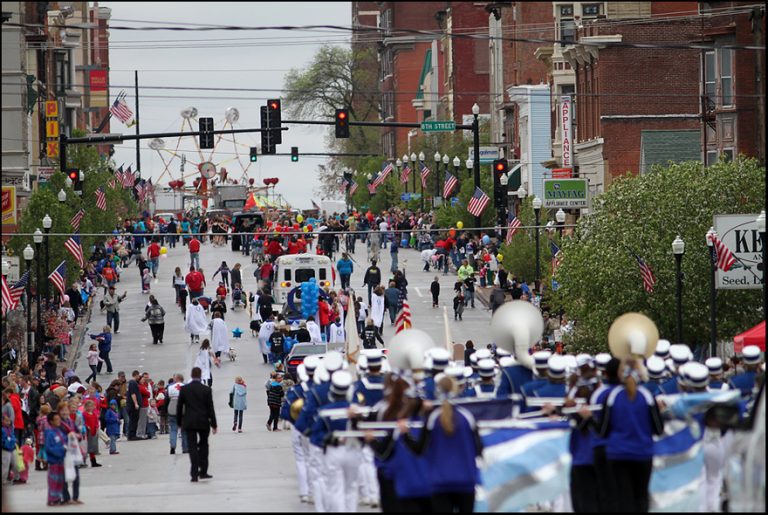 Dogwood Parade The District Quincy, Illinois